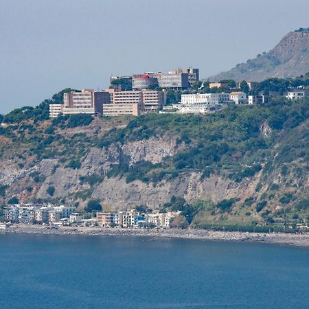 Grand Hotel Serapide Поцуоли Екстериор снимка