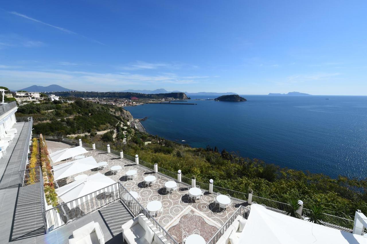 Grand Hotel Serapide Поцуоли Екстериор снимка