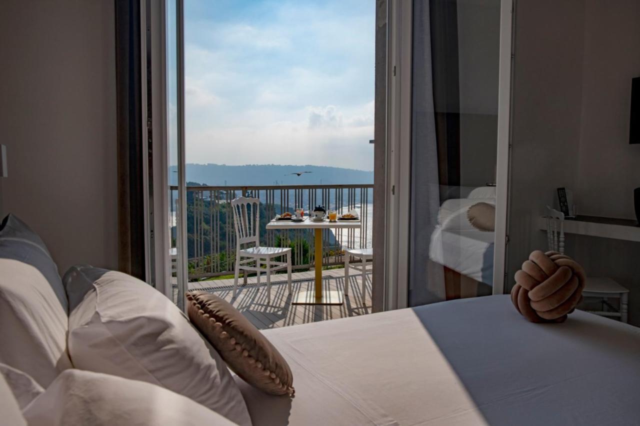 Grand Hotel Serapide Поцуоли Екстериор снимка